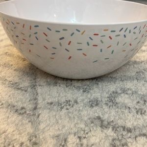 Sprinkles Plastic Mixing Bowl